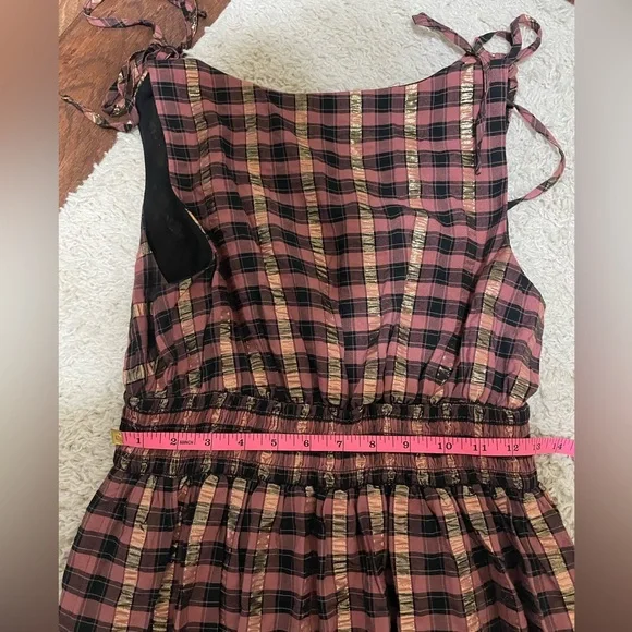 Vince Camuto Pucker Plaid Maxi Dress - Picture 5 of 6